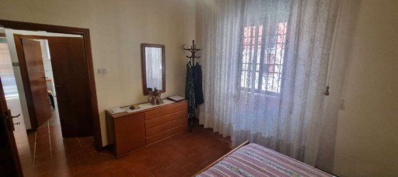 3 bedrooms Apartment in Bologna, Italy No. 337795 10