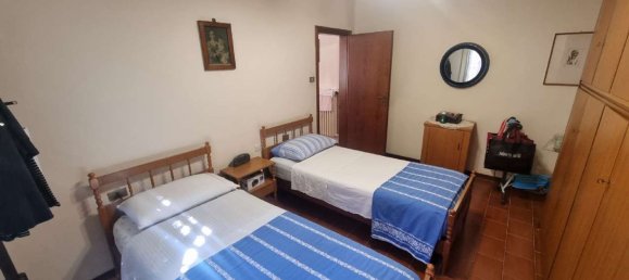 3 bedrooms Apartment in Bologna, Italy No. 337795 17