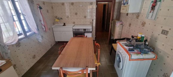 3 bedrooms Apartment in Bologna, Italy No. 337795 8