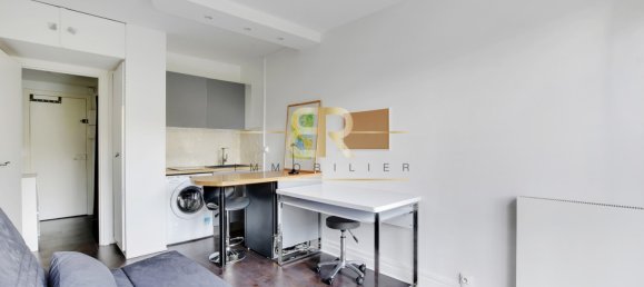 Studio in Paris, France No. 163124 7