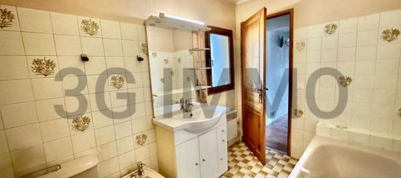 4 bedrooms House in Uzes, France No. 199094 18