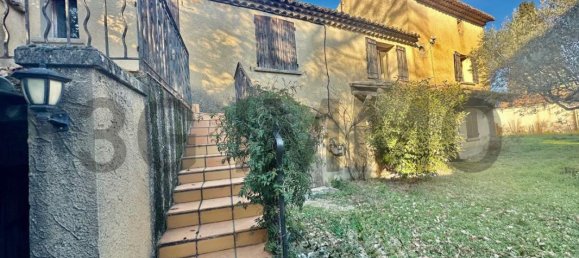 4 bedrooms House in Uzes, France No. 199094 3