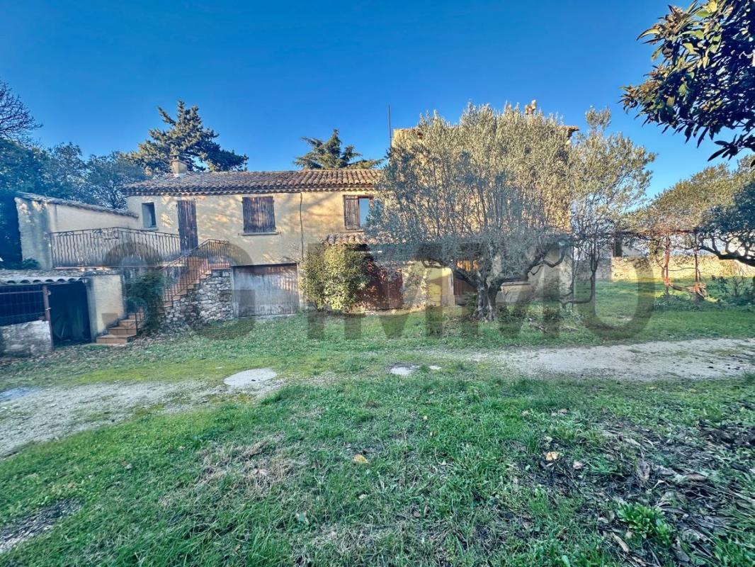 4 bedrooms House in Uzes, France No. 199094