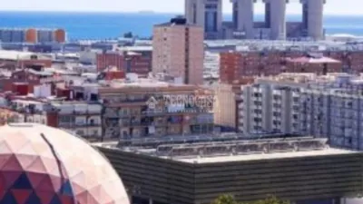 Propriété commerciale à Badalona, Spain 87m² No. 137253