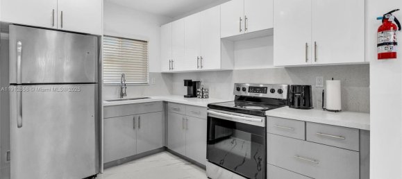 4 dormitorios villa en venta en Miami, Miami-Dade, Florida, USA № 615954 18