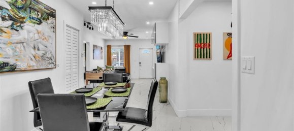 4 dormitorios villa en venta en Miami, Miami-Dade, Florida, USA № 615954 8