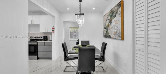 4 dormitorios villa en venta en Miami, Miami-Dade, Florida, USA № 615954 24