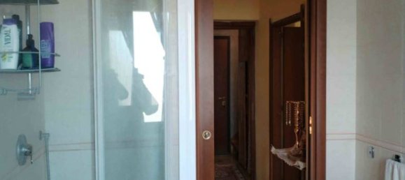 3 Schlafzimmer Wohnung in Magenta, Italy, Nr. 276260 10