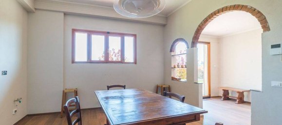 4 Schlafzimmer Villa in Rignano sull'Arno, Italy, Nr. 45373 4