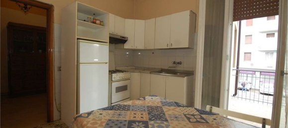 Квартира с 3 комнатами в Модена, Италия № 69615 15