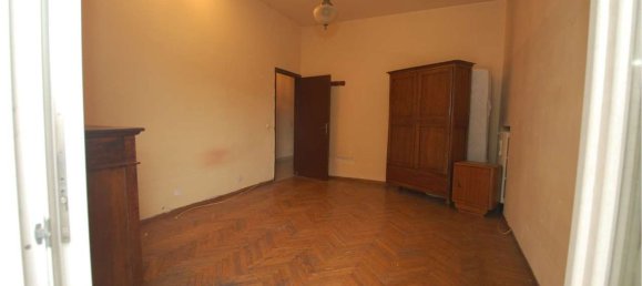 Квартира с 3 комнатами в Модена, Италия № 69615 7