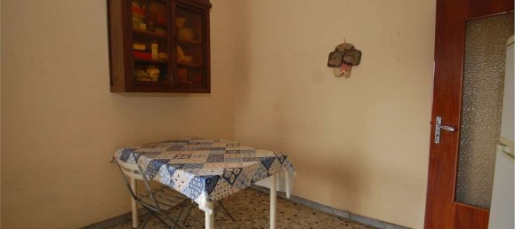 Квартира с 3 комнатами в Модена, Италия № 69615 17