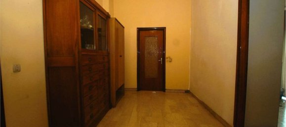 Квартира с 3 комнатами в Модена, Италия № 69615 12