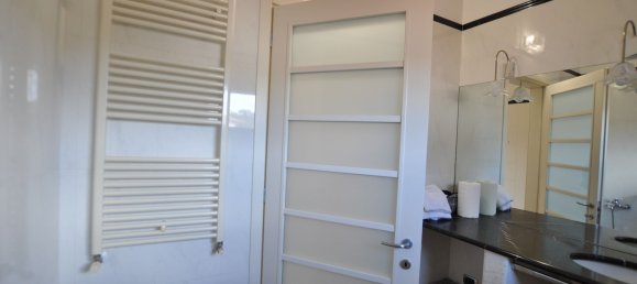 4 rooms Apartment in Florence, Italy No. 50486 8