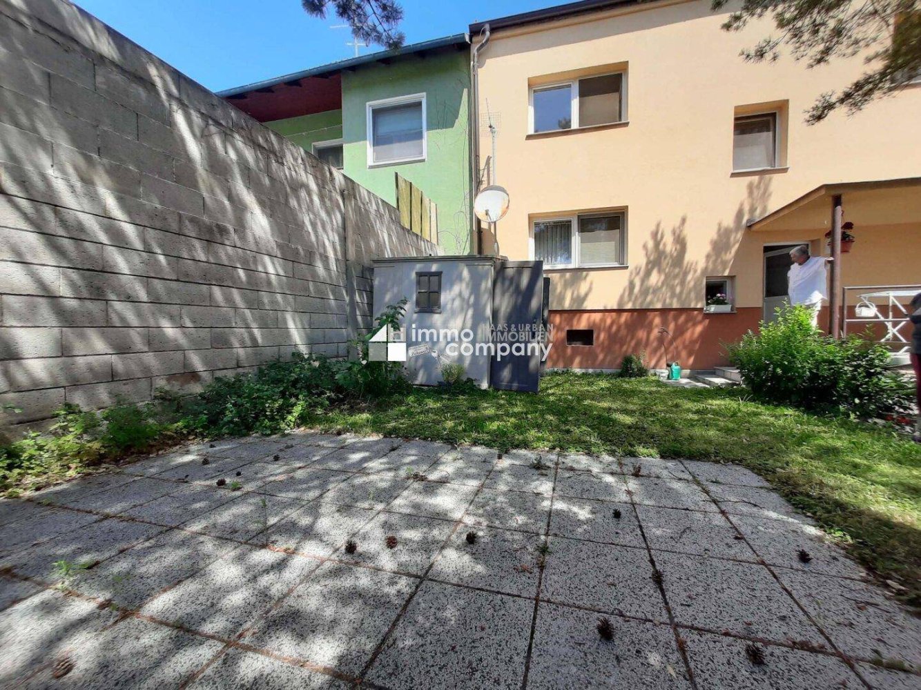 Дом с 6 комнатами в Айзенштадт, Австрия № 208979