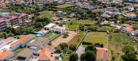 Grundstück in Vila Nova de Gaia, Portugal 785m², Nr. 50479 3