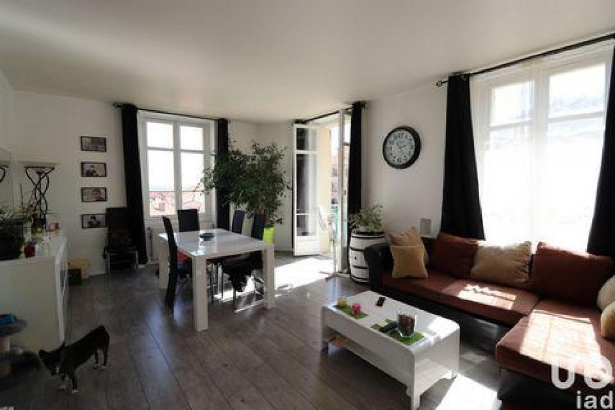 2 bedrooms Condo in Grasse, France No. 13887