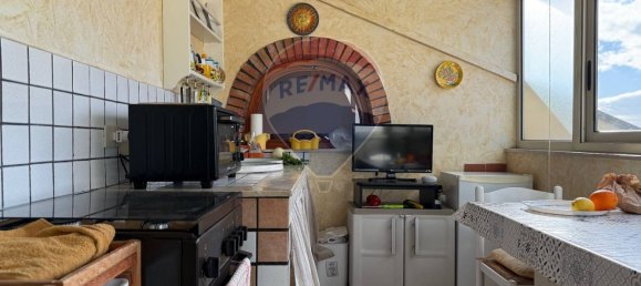 2-salle Appartement à Catania, Italy No. 266275 21