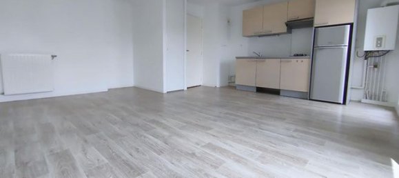 2 chambres Appartement à Plescop, France No. 281594 4