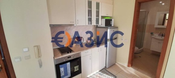 2 Schlafzimmer Wohnung in Sveti Vlas, Bulgaria, Nr. 334 7