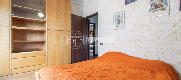 4-salle Appartement à Limido Comasco, Italy No. 42636 15