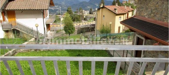 2 bedrooms House in Costa Valle Imagna, Italy No. 84504 14