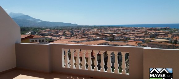 5 rooms Apartment in Scalea, Italy No. 251892 6