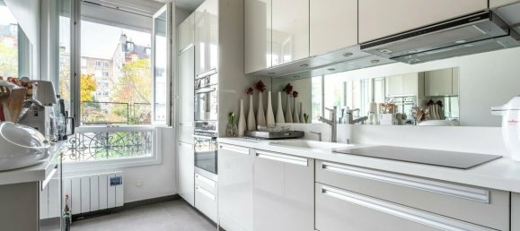 3 bedrooms Castles in Neuilly-sur-Seine, France No. 167341 7