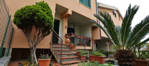 4 rooms Villa in Messina, Italy No. 162813 4