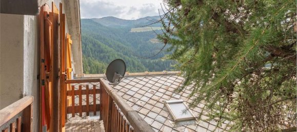 3 rooms Apartment in Gressan, Italy No. 225096 8