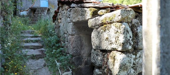 2 bedrooms House in Resende, Portugal No. 24757 2