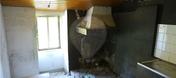 2 bedrooms House in Resende, Portugal No. 24757 8