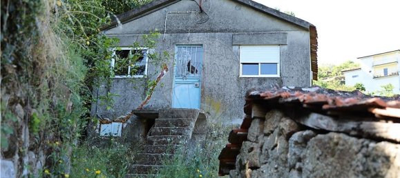 2 bedrooms House in Resende, Portugal No. 24757 3