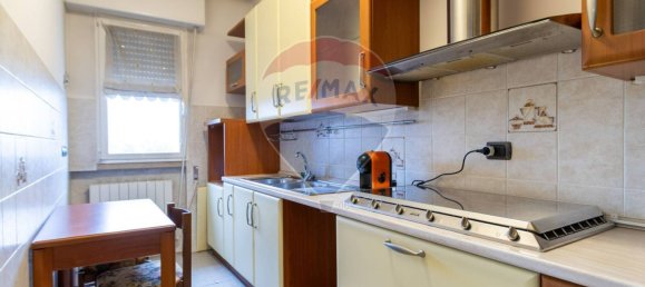 300m² Warehouse in Lurago d'Erba, Italy No. 58590 14