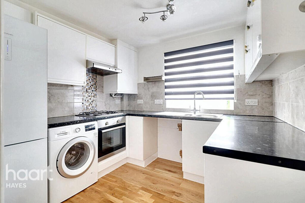 2 bedrooms Apartment in Hayes, United Kingdom No. 5038