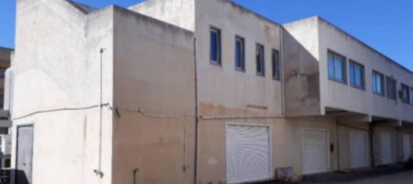 Коммерческая недвижимость 2109м² в Мессина, Италия № 266705 12