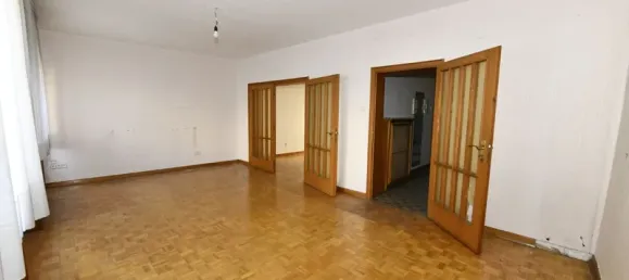6 rooms House in Essen, Germany No. 13467 4
