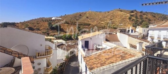 3 Schlafzimmer Stadthaus in Vinuela, Spain, Nr. 134020 5