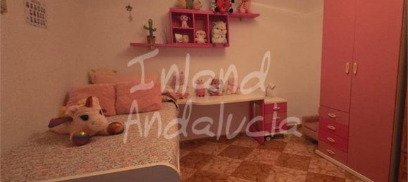 3 Schlafzimmer Stadthaus in Vinuela, Spain, Nr. 134020 7