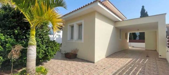 3 bedrooms House in Pervolia, Cyprus No. 13793 4