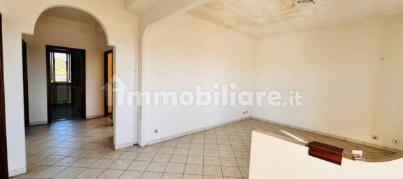 3 Schlafzimmer Wohnung in Aprilia, Italy, Nr. 74560 8