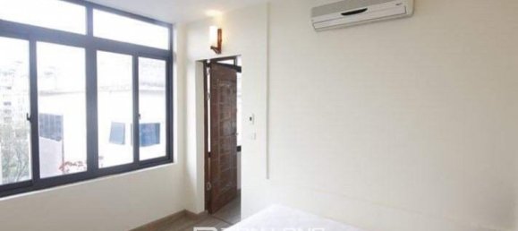 2 bedrooms Apartment in Ba Dinh, Vietnam No. 1041 4