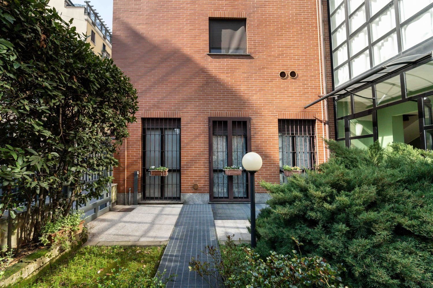 2 غرف نوم منزل ذو طابقين في Milan, Italy رقم 357817