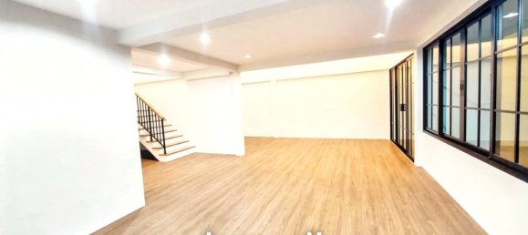 3 bedrooms House in Railay Beach, Thailand No. 26708 7