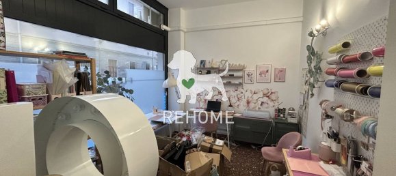 169m² Commercial property in Udine, Italy No. 122927 9