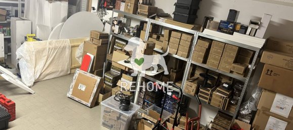 169m² Commercial property in Udine, Italy No. 122927 16