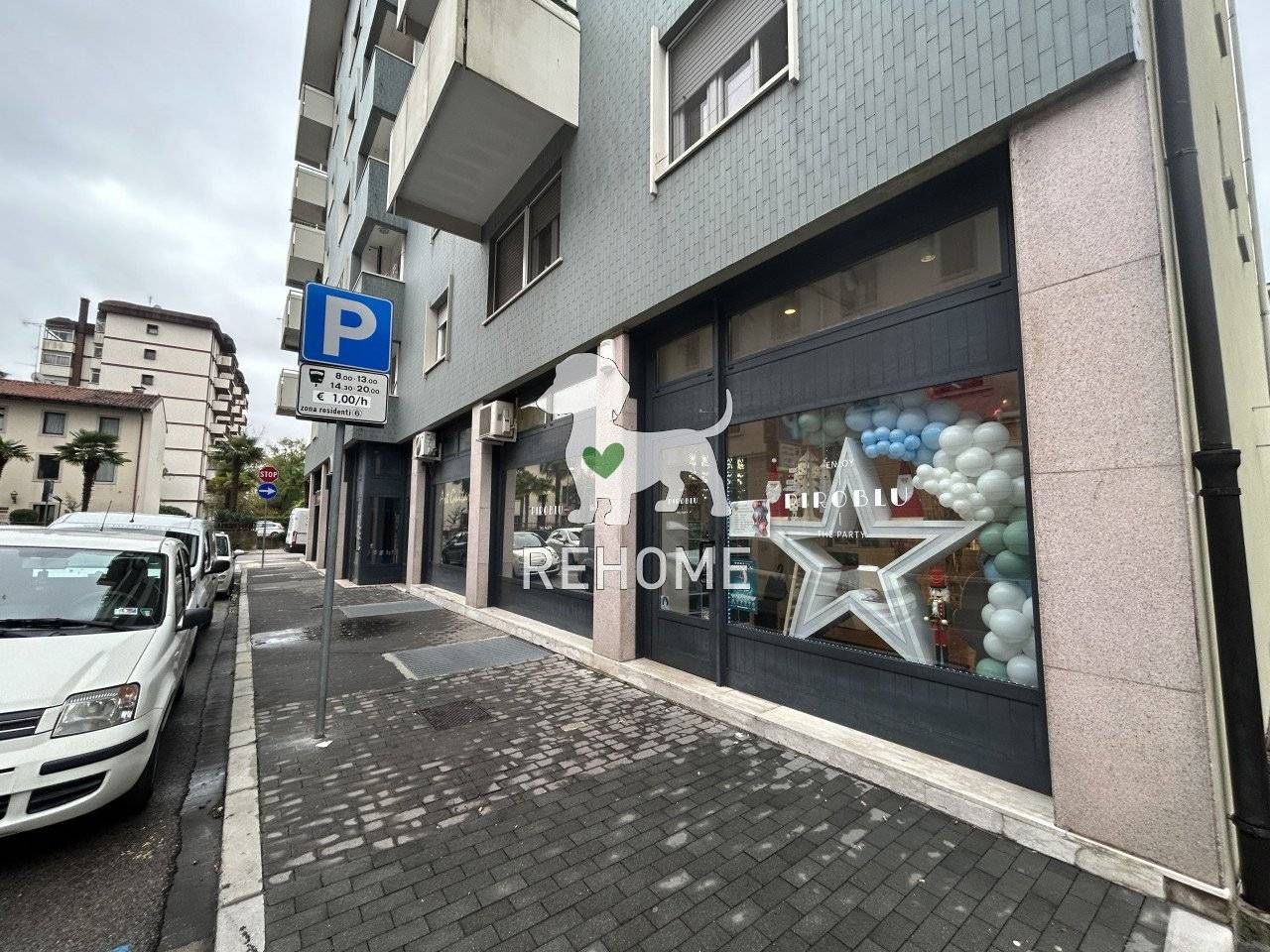 169m² Commercial property in Udine, Italy No. 122927