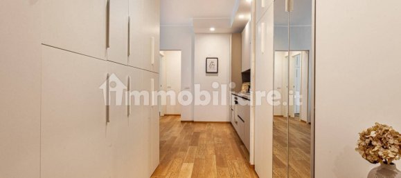 1 chambre Appartement à Milan, Italy No. 244409 3