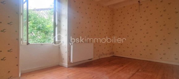 Casa de 3 dormitorios en Deux-Sevres, France No. 282296 8