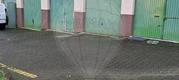 25m² Garage in Rio de Mouro, Portugal No. 66596 2